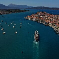 Acropolistravel.gr
