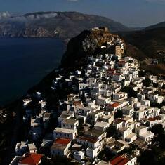Acropolistravel.gr
